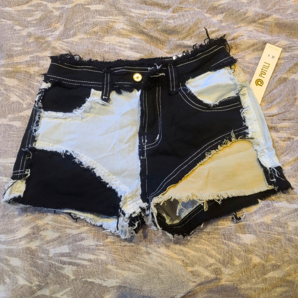 Jean shorts brand new size 3